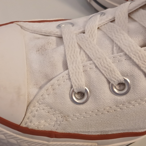 Converse White High-Top Sneakers Style Code M7650 - Picture 7 of 13